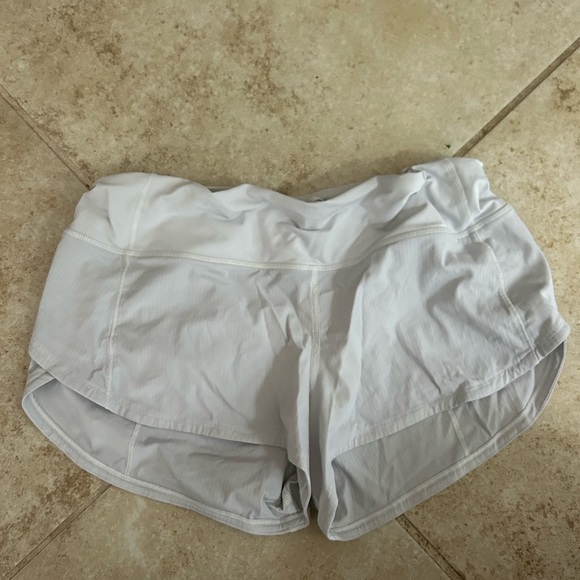 White Lululemon Speed Up Shorts - Picture 2 of 3
